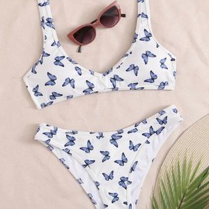 Shein butterfly swimsuit size small!!